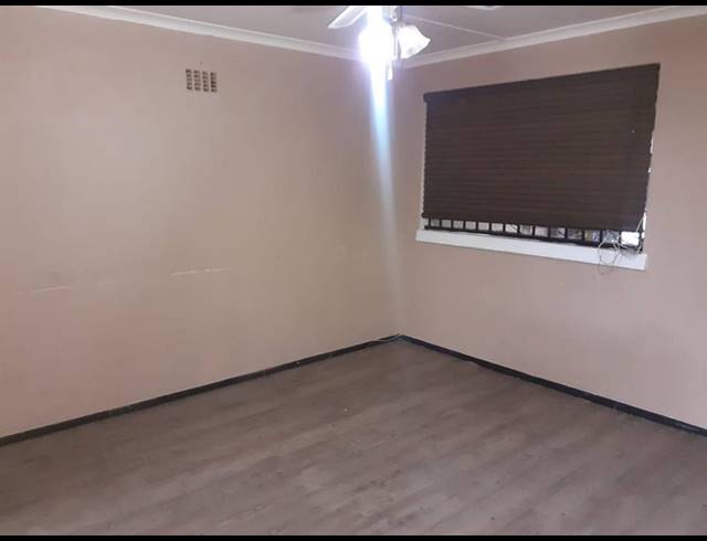 3 BEDROOM HOUSE FOR SALE IN PORTLANDS